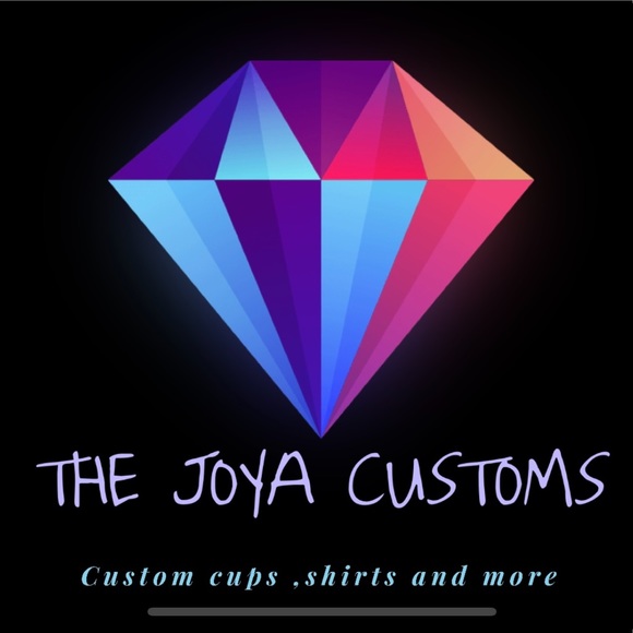 Custom shirts,hoodies,beanies,keychains and waterbottles email me for oreders 💌 - Picture 3 of 8